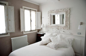 Отель Romantic Nest Florence Apartment  Флоренция